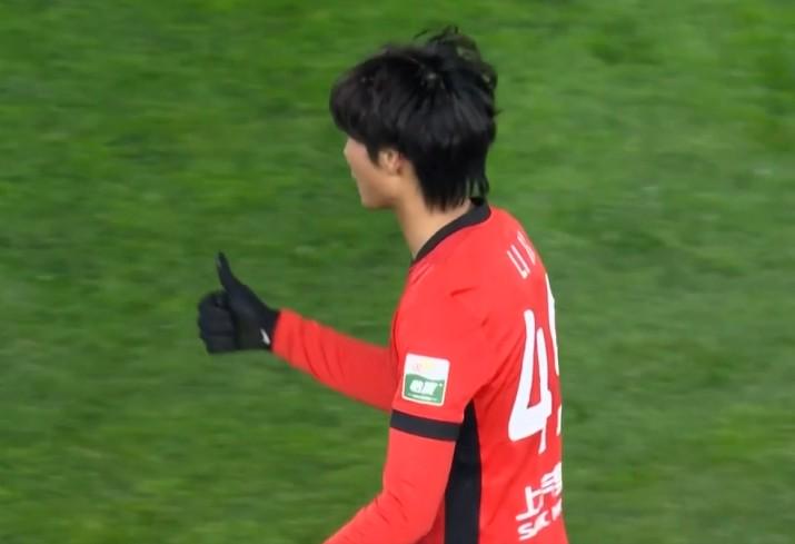 19岁118天，李新翔是中超进球第二年轻的海港球员