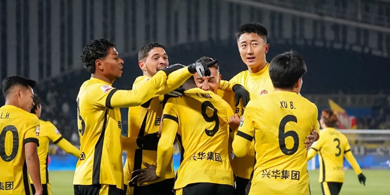 西海岸到手3分变1分 邵佳一糊涂决定改变比赛走势 错用一人铸成大错